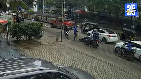 Pune Accident Viral Video