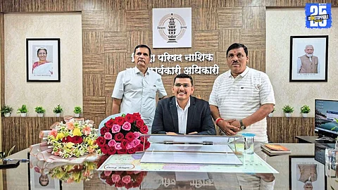 Omkar Pawar assumes office as the new CEO of Nashik Zilla Parishad after transfer.