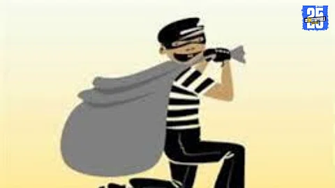 Police inspecting the spot after theft of goods worth ₹1.5 lakh from Miraj MIDC.