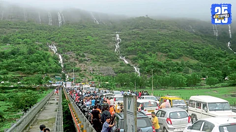 Monsoon Tourism