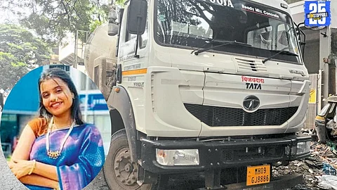 Scene from Shaniwar Peth, Pune, where a tragic cement mixer collision claimed a woman’s life.