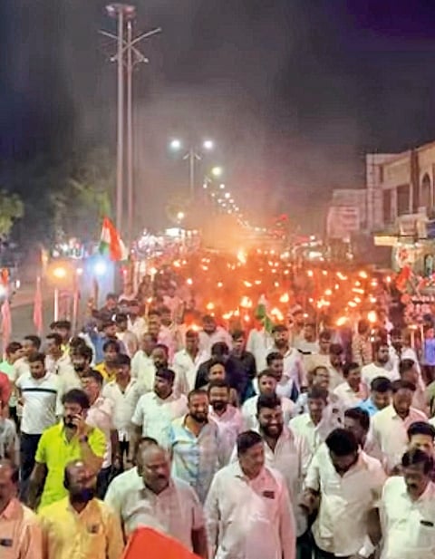 युवकांनी समाज उपक्रमांत सहभाग घ्यावा : गारटकर