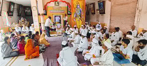 वाल्ह्यात संत सेना महाराज पुण्यतिथी साजरी