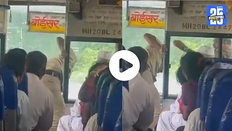 Viral video : धावत्या एसटी बसमध्ये मद्यधुंद कंडक्टरचा राडा, ड्रायव्हरने बस थांबवली अन्... व्हिडिओ व्हायरल