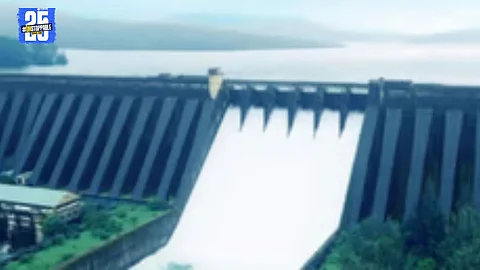 Guardian Minister and Collector reviewing the Koyna Dam as rainfall subsides in the catchment area.