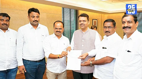 Devendra Fadnavis appreciates Kanhiya Agro for contributing ₹11 lakh to the CM Relief Fund under its CSR initiative.