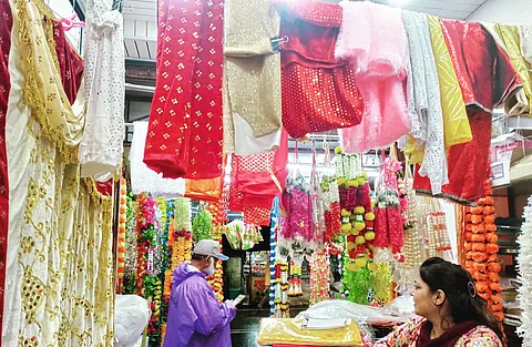 गणेशाच्या स्वागतास लोणावळेकर सज्ज