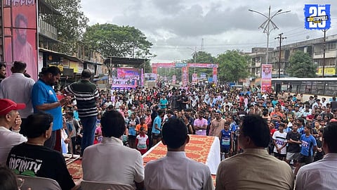 Boisar: 5,000 runners join the grand Varsha Marathon; Deputy CM Shinde sends greetings through video conference.