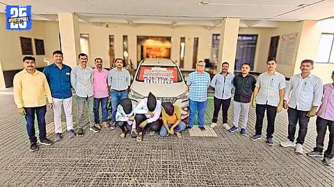 Police display seized counterfeit notes worth ₹1 crore; three accused arrested in fake currency racket.