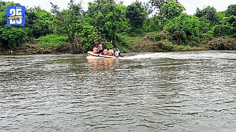 Tragedy in Pimplkhuta: A youth drowned while swimming in the Man river with friends, leaving the village in grief.