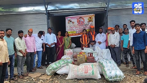 Madha women prepared Gauri faral and decorative items for Mumbai families before their own celebrations.