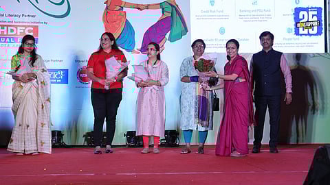 shravan sari