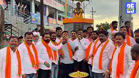 “Tembhurni celebrates with fireworks and sweets after Maratha reservation approval.”