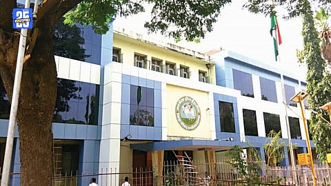 Audit report exposes wasteful spending on Aaple Sarkar Seva Kendras in Solapur district.