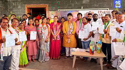 NCP District President Umesh Patil addressing party workers to strengthen organization at grassroots.