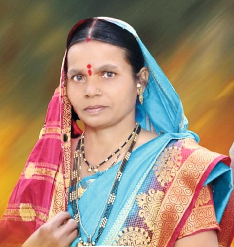 तोरणे बुद्रूकच्या सरपंचपदी देवाडे