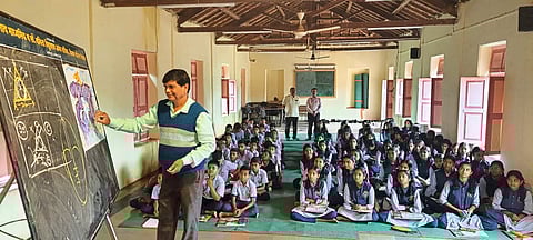 शासकीय चित्रकला परीक्षांना आत्मविश्वासाने सामोरे जा : शिवराम हाके