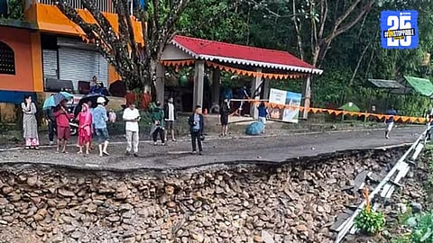 West Bengal Rains : पश्चिम बंगालमध्ये पावसाचा कहर; दार्जिलिंगमधील भूस्खलनात आतापर्यत १८ जणांचा मृत्यू, पंतप्रधानांनी व्यक्त केला शोक