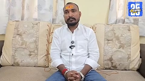 Video: ''आम्ही उघडपणे वाल्मिकअण्णांचं समर्थन करतो, त्यात चुकीचं काहीही नाही'', बॅनर झळकलेला संदीप तांदळे नेमकं काय म्हणाला?
