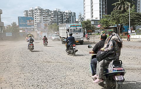 रस्त्यांवरील धुळीमुळे आरोग्याची धुळधाण