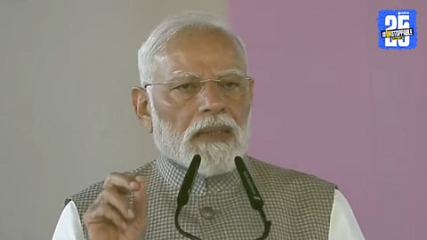 Narendra Modi: ''स्वदेशी वस्तू खरेदी करा, देशाचं साम्राज्य दाखवून द्या'', नवी मुंबईतून पंतप्रधान मोदींचं आवाहन
