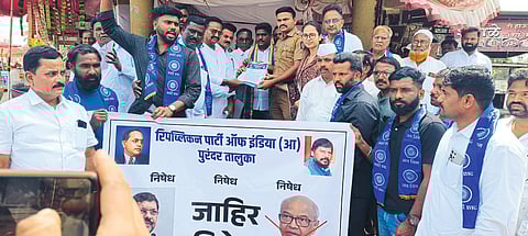 सरन्यायाधीशांवरील हल्ल्याचा
नीरेत सर्वपक्षीयांकडून निषेध