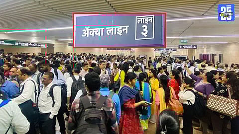 Mumbai Metro 3 Overcrowded on Day One Passengers Face Delays