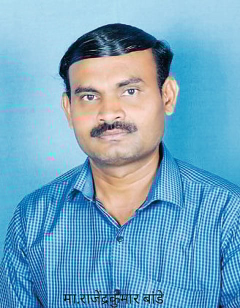 नारायणदास रामदास सेवक
पतसंस्थेच्या अध्यक्षपदी भोसले