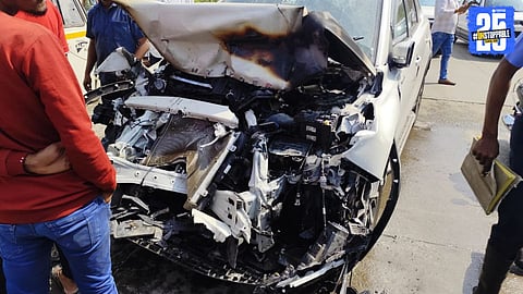 Quick-Thinking Citizens and Firefighters Save the Day as Car Catches Fire on Mulshi Road.