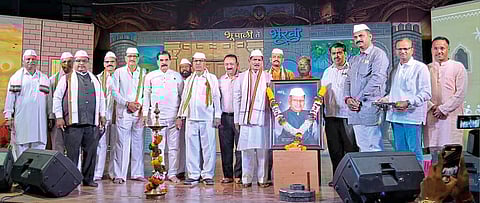 कऱ्हेच्या काठावर रंगली दिवाळी पहाट