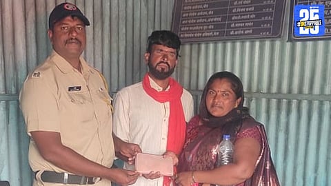 Dharur Police Return Lost Purse with Cash and Gold to Woman Amidst Diwali Rush.