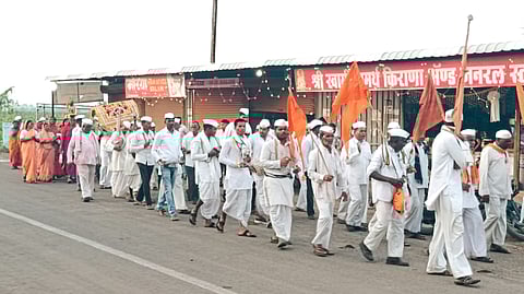 दत्त देवस्थानची पालखी गणेशवाडीत मुक्कामी