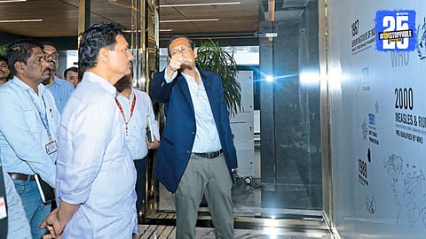 Maharashtra Health Minister reviews progress of new Pune Virology Institute and Serum's Cancer Vaccine