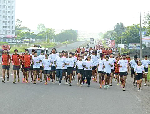 सासवडमध्ये ‘राष्ट्रीय एकता दौड’ला प्रतिसाद