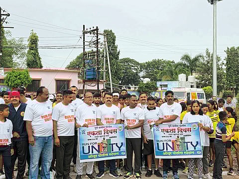 ओतूरमध्ये ‘रन फॉर युनिटी’ मॅरेथॉन उत्साहात