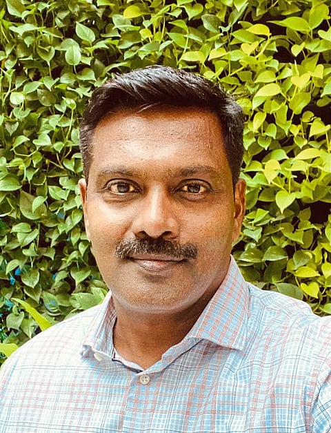 आंबा उत्पादक शेतकरी संकटात