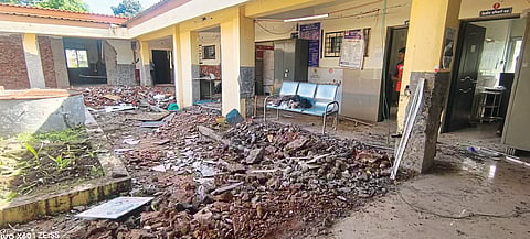 नेरे केंद्रातील आरोग्यसेवा धोक्यात