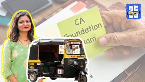 Rickshaw Drivers Daughter Became CA