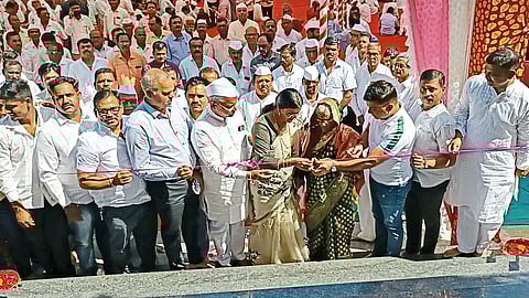 अनाथ विद्यार्थ्यांना मिळणार शिक्षणासह मायेचा आधार