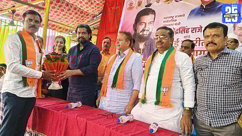 Anil Sawant joins BJP in Wai in the presence of Shivendrasinhraje Bhosale.