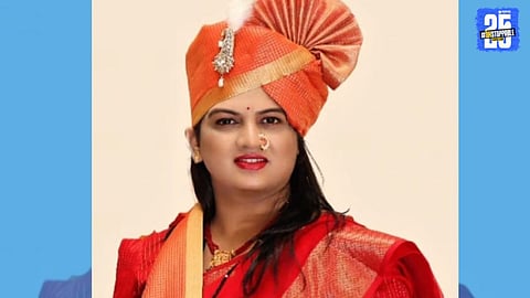 Tejaswini Kadam addressing supporters in Mangalwedha after announcing her BJP-backed candidacy and reform pledge.