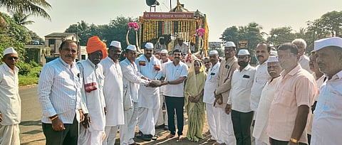 राहूमध्ये संतराज महाराज पालखीचे स्वागत