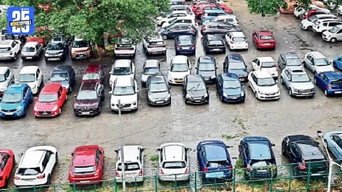 Pune Parking Scam Exposed by Sakal