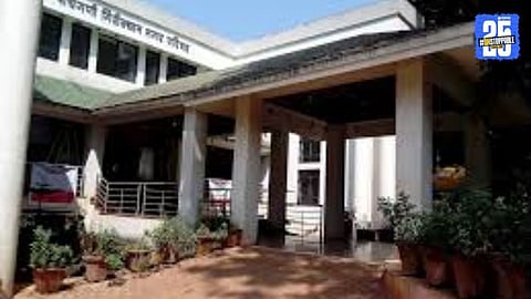 Gang allegedly dressed as sadhus attempts to abduct a Panchgani municipal election candidate, triggering tension across Satara district.