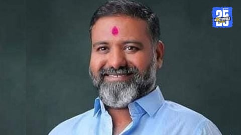 Ranjit Patil addressing supporters in Karad, announcing plans to unite independent candidates for the upcoming elections.