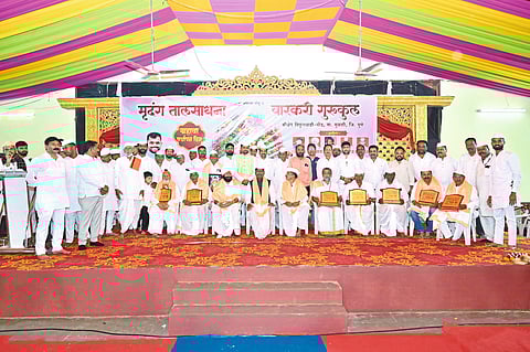 कोळवणमध्ये गुरुकुल संस्थेचा वर्धापन दिन