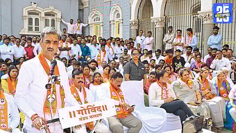 Minister Shambhuraj Desai addressing supporters, making a bold remark about Shiv Sena’s strength and the Raje family.