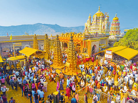 कुलधर्म कुलाचाराने षडरात्राची सांगता