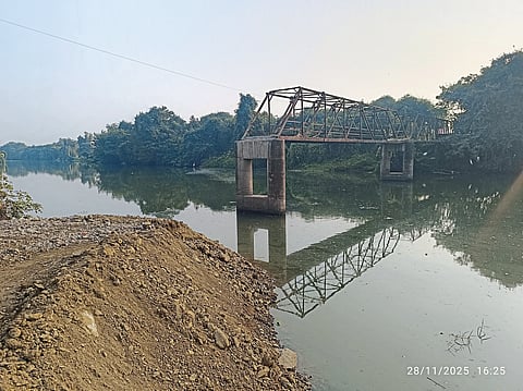 सांगवडे-मामुर्डी दरम्यान नवीन पुलाच्या बांधकामाला वेग