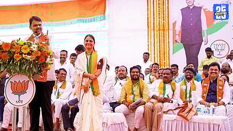 CM Fadnavis addressing a rally in Jamkhed, praising Ram Shinde and assuring major development projects.